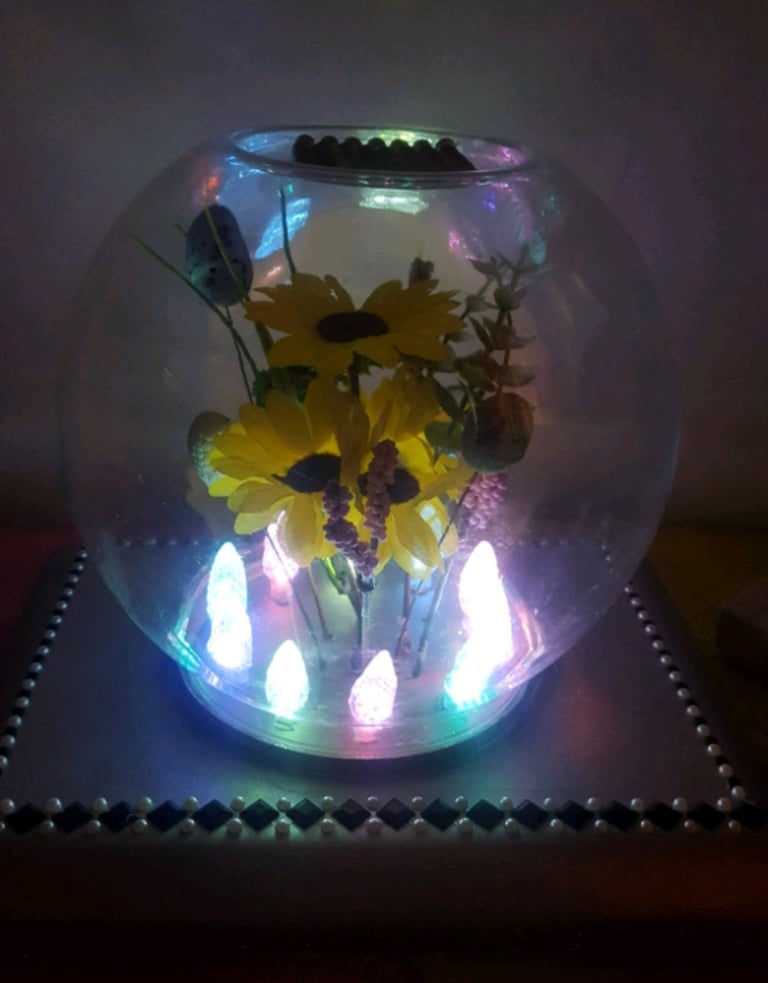 globe table lamp 