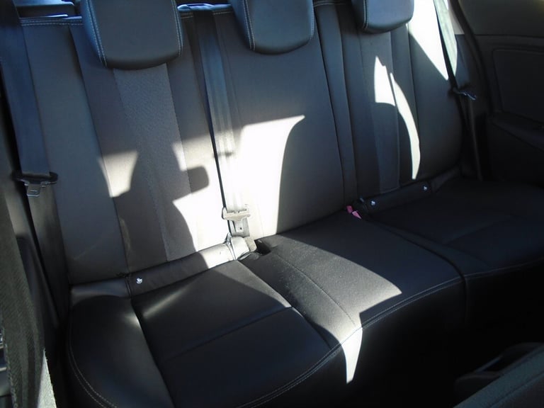 2015 Renault Megane 1.5 dCi Dynamique Nav 5dr HATCHBACK DIESEL Manual