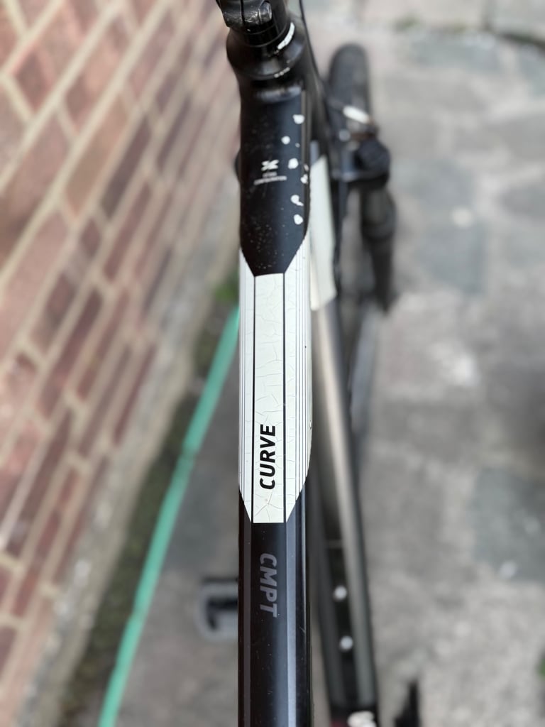 Cube bike large frame 