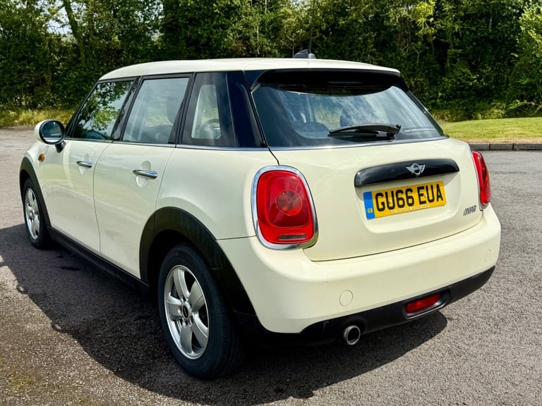2016/66 MINI COOPER 5DR F55 1.5 HATCH WHITE FSH TURBO F56 5 DOOR £20 CHEAP TAX