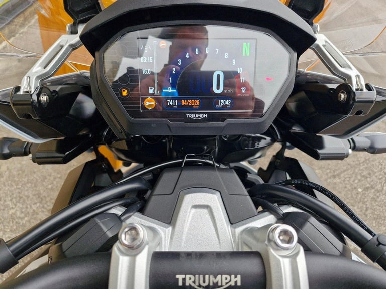 2020 Triumph Tiger 1200 SE Alpine Edition Full Expedition luggage Engine bars