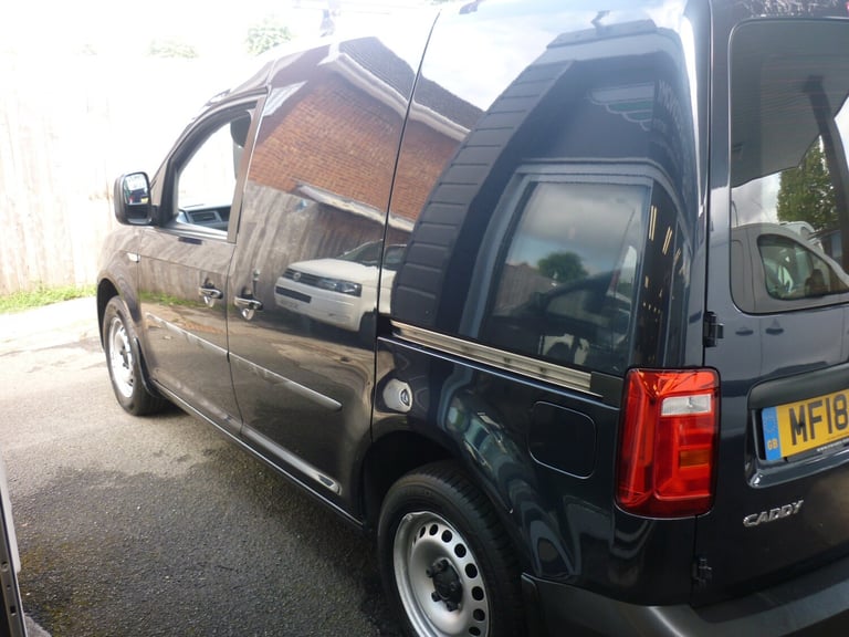 2018 Volkswagen Caddy 2.0 TDI BlueMotion Tech 102PS Startline Van NO VAT PANEL VAN Diesel Manual