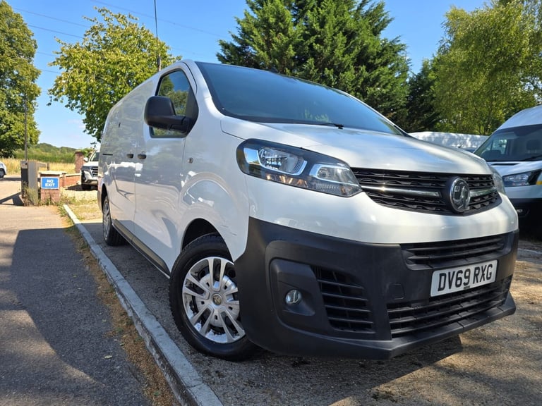 2019 Vauxhall Vivaro 2900 1.5d 100PS Dynamic LWB L2 Van **ONLY 56,000 MILES** PANEL VAN Diesel Ma...