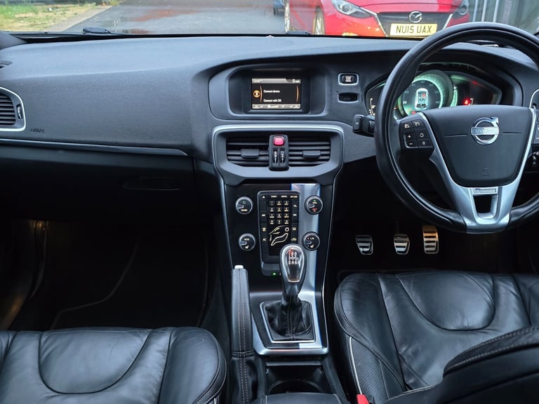 2013 Volvo V40 D3 R DESIGN 5dr HATCHBACK Diesel Manual
