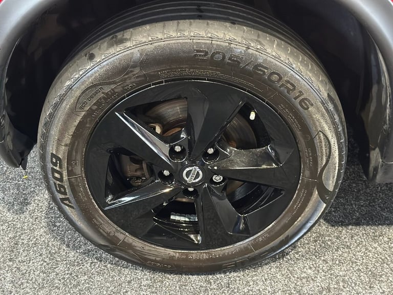 2018 68 NISSAN JUKE 1.6 ACENTA SUV 5DR PETROL MANUAL EURO 6 (112 PS)