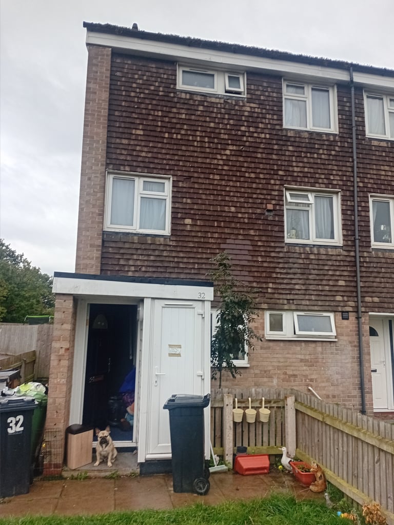 Exchange wanted b36