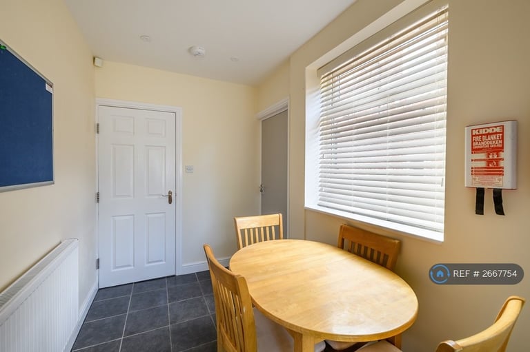 4 bedroom house in Colgate Crescent, Manchester, M14 (4 bed) (#2667754)