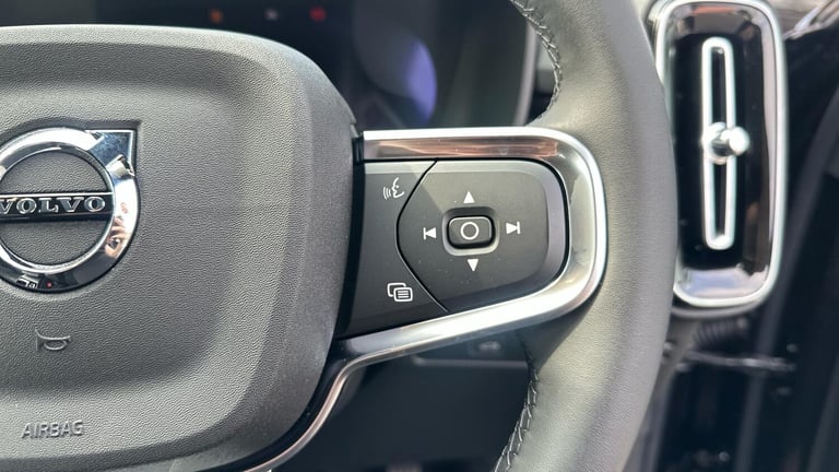 2025 Volvo XC40 2.0 B4P Plus Black Edition 5dr Auto ESTATE PETROL Automatic