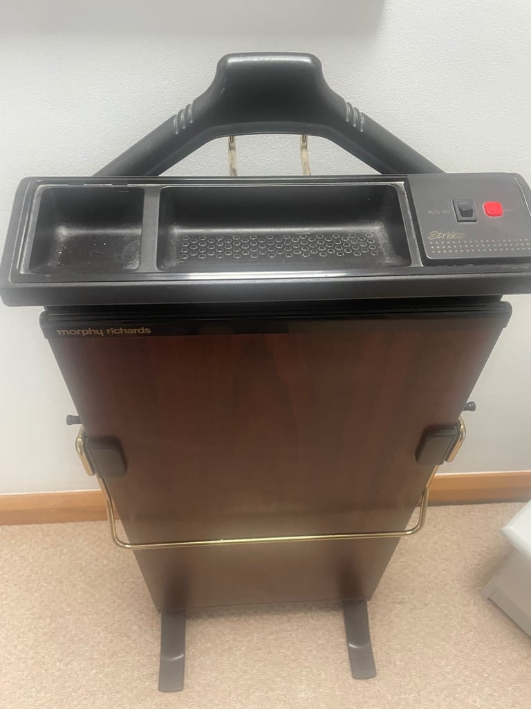 image for Automatic electric trouser press