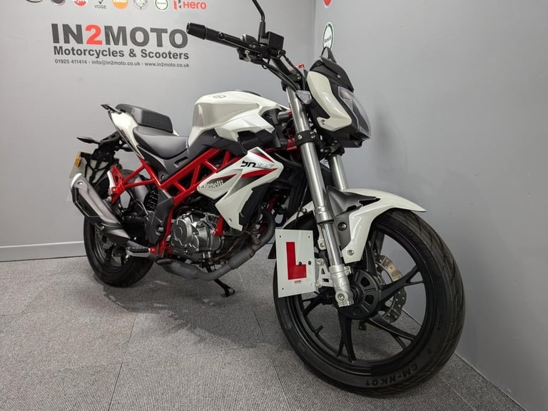 2025 (75) Benelli BN125 in White