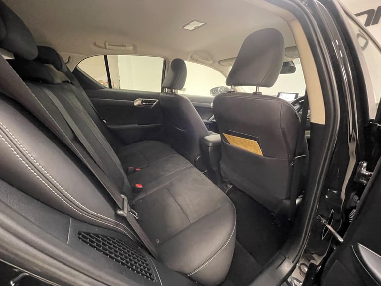  Lexus CT 1.8 200h Luxury CVT Euro 6 (s/s) 5dr Petrol/Electric Hybrid Automatic