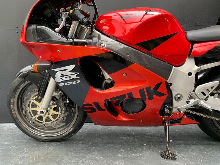 SUZUKI GXSR 600 S-RAD 1999 LOW MILEAGE LOVELY CONDITION