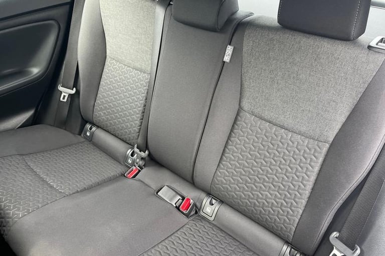 2022 Toyota Yaris Cross 1.5 Hybrid Icon 5dr CVT, Parking sensors, Media Screen, Sat Nav, Multifun...