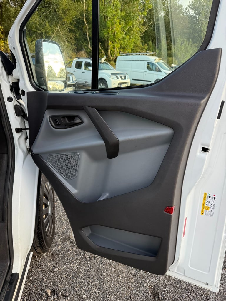 2017 Ford Transit Custom 2.0 TDCi 105ps Low Roof Van , Euro 6 , No VAT PANEL VAN Diesel Manual