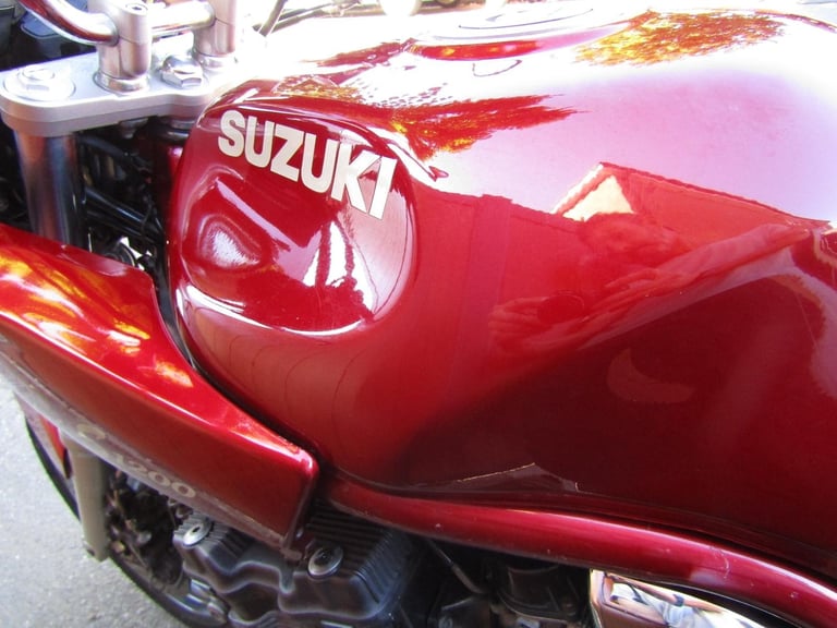 SUZUKI BANDIT GSF 1200 * 9238 MILES * 3 FORMER KEEPERS * ONE YEARS MOT * READ*