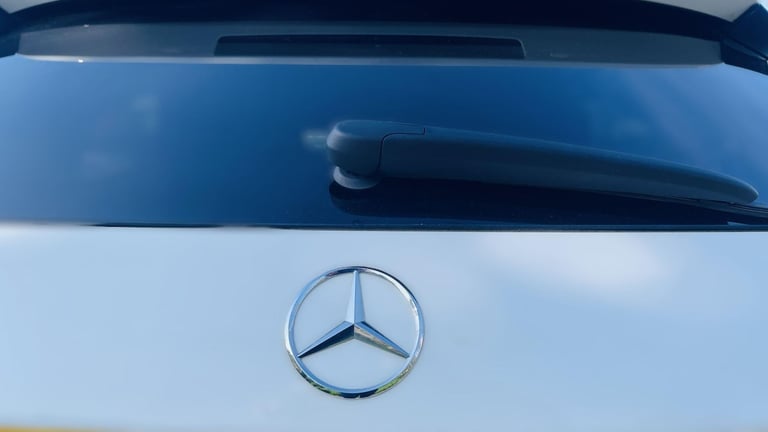 2021 Mercedes-Benz A-Class 2.0 A200d AMG Line 8G-DCT Euro 6 (s/s) 5dr HATCHBACK Diesel Automatic