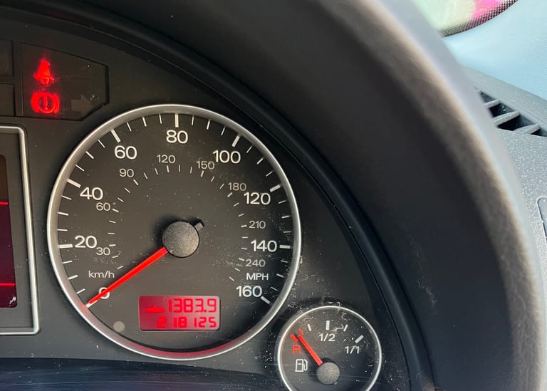 Audi, A4, Saloon, 2006, Manual, 1896 (cc), 4 doors