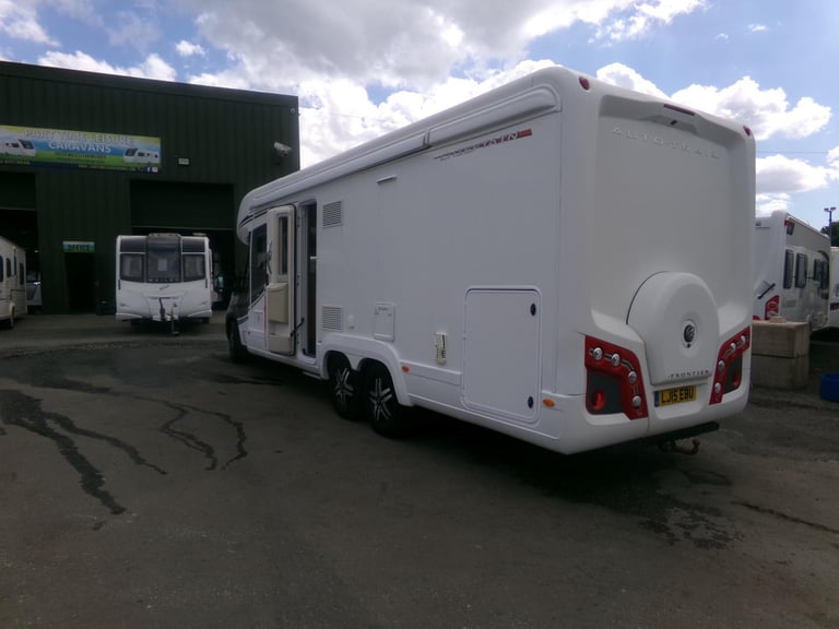 2015 FIAT AUTO TRAIL FRONTIER CH-TA. 6 BERTH. FULL LEATER. TOW BAR
