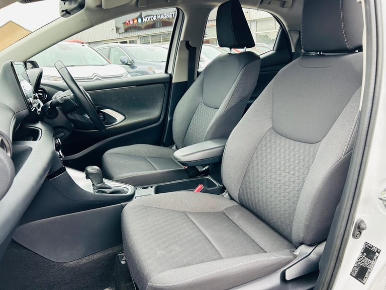 2022 Toyota Yaris 1.5 VVT-h Icon E-CVT Euro 6 (s/s) 5dr HATCHBACK Petrol/Electric Hybrid Automatic