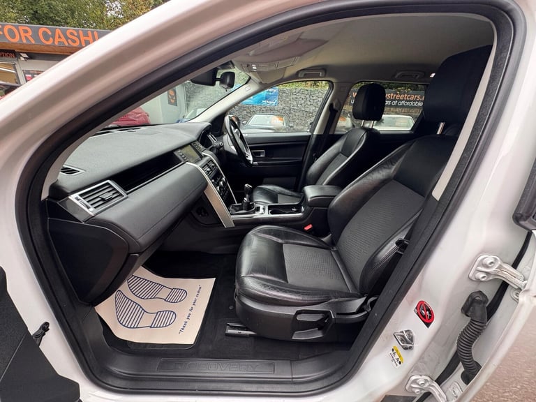 2017 Land Rover Discovery Sport 2.0 TD4 SE Tech 4WD Euro 6 (s/s) 5dr ESTATE Diesel Manual