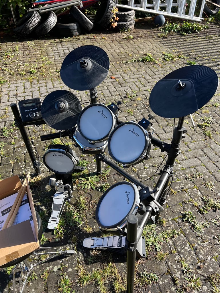 Donner Ded-200 kids electric drum kit