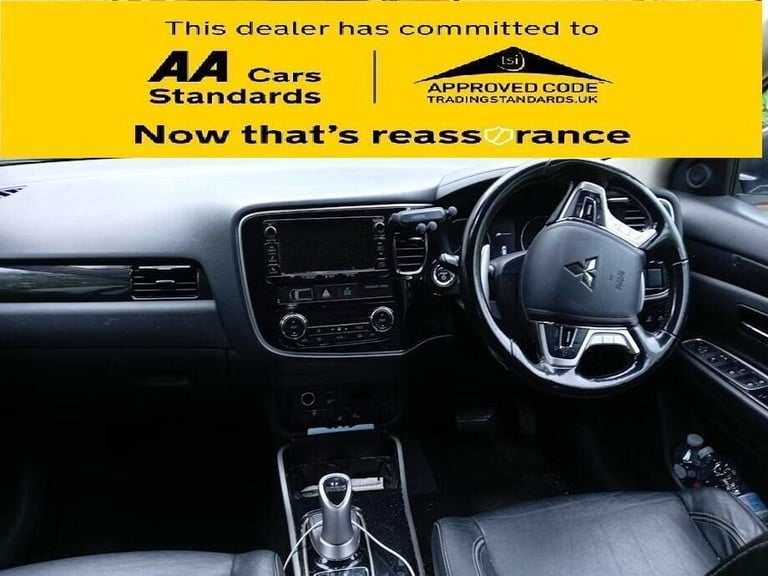 2017 Mitsubishi Outlander 2.0h 12kWh 4hs SUV 5dr Petrol Plug-in Hybrid CVT 4WD Euro 6 (s/s) (200 ...