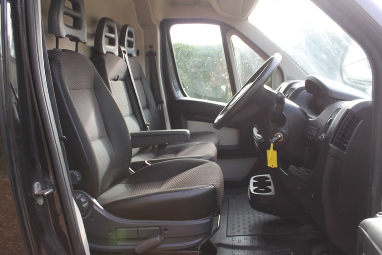 2019 Peugeot Boxer 2.0 BlueHDi H2 Professional Van 130ps PANEL VAN Diesel Manual