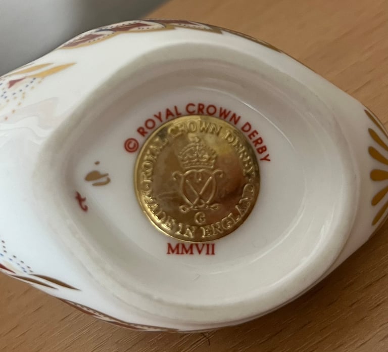 Royal Crown Derby Duckling paperweight