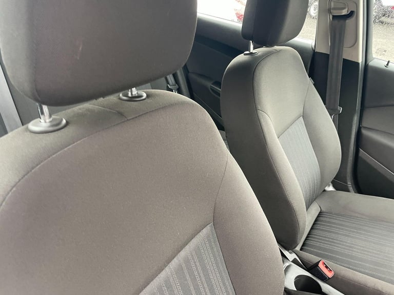 2014 Vauxhall Astra 1.3 CDTi ecoFLEX Exclusiv Hatchback 5dr Diesel Manual Euro 5 (s/s) (95 ps) HA...