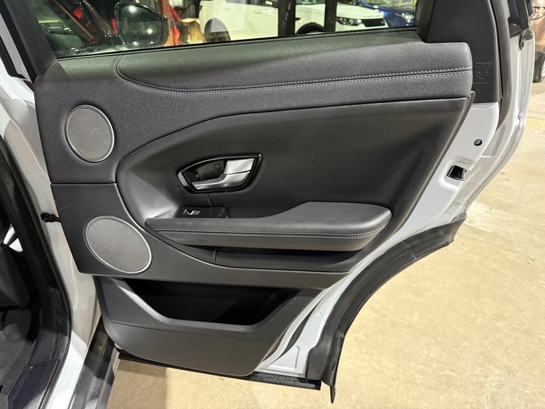 2017 Land Rover Range Rover Evoque 2.0 TD4 HSE Dynamic SUV 5dr Diesel Auto 4WD