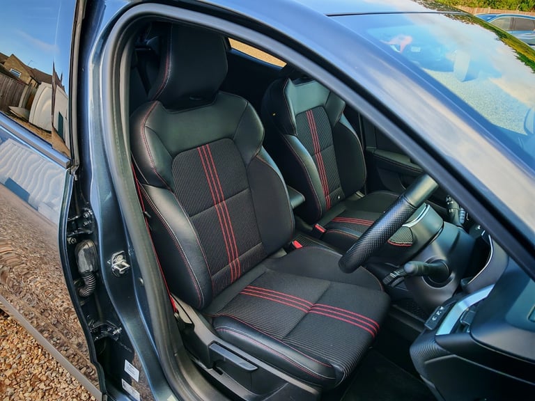 2023 Renault Clio 1.0 TCe 90 RS Line 5dr Hatchback Petrol Manual