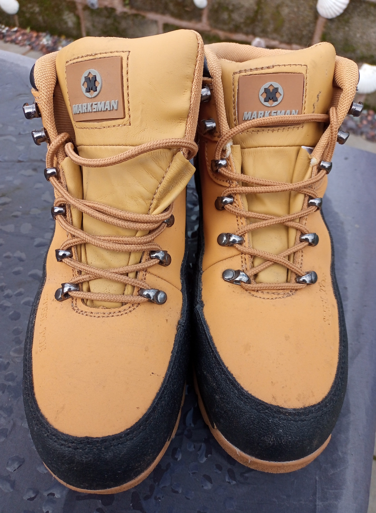 Marksman steel toe cap 2024 boots