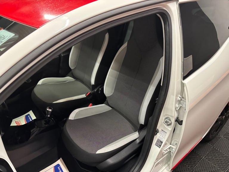 2017 Toyota AYGO 1.0 VVT-i X-Press 5dr x-shift HATCHBACK Petrol Manual