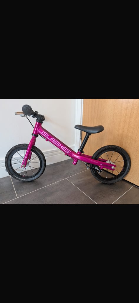 image for Isla Rothan 12 balance bike