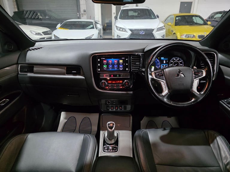 2019 Mitsubishi Outlander 2.4h TwinMotor 13.8kWh 4h CVT 4WD Euro 6 (s/s) 5dr ESTATE Petrol/Electr...