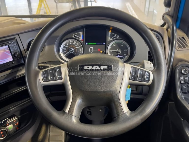 2020 (20) DAF XF 480 SPACECAB 6X2 TAG