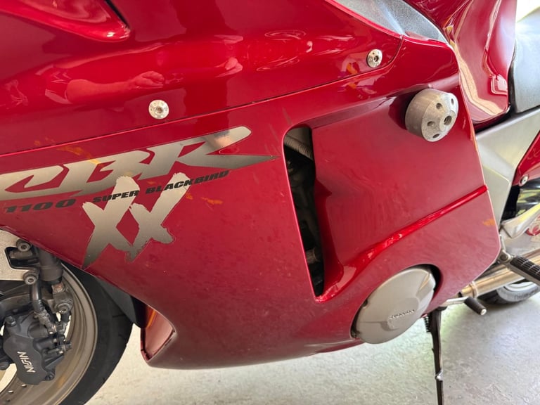HONDA CBR 1100 BLACKBIRD