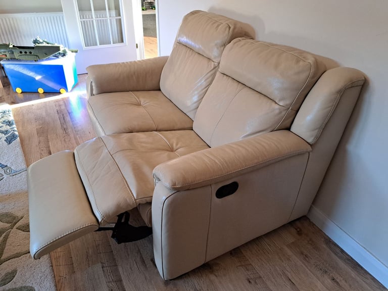 Ex DFS Sofas, 3 & 2 seaters
