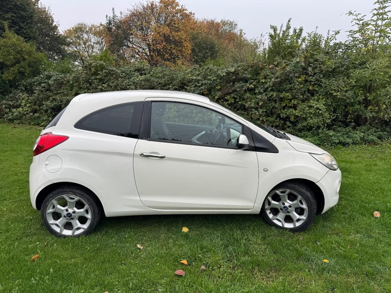 2910 Ford Ka 1.25 Titanium 3Dr Hatch 1883