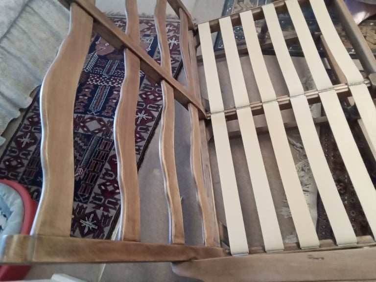 .ERCOL SOFA COTTAGE STYLE VINTAGE SOLID  beech IRISH LINEN/COUNTRY DIARY DORMA fabric by Moygashel