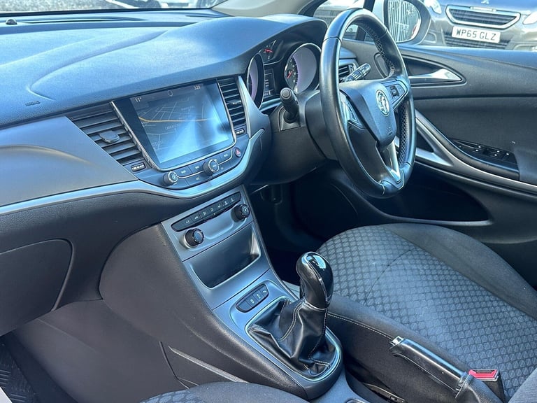 2017 Vauxhall Astra 1.0i Turbo ecoTEC Tech Line Nav Sports Tourer Euro 6 (s/s) 5dr ESTATE Petrol ...