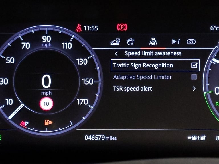2020 Land Rover Discovery Sport 1.5 P300e 12.2kWh R-Dynamic HSE SUV 5dr Petrol Plug-in Hybrid Aut...