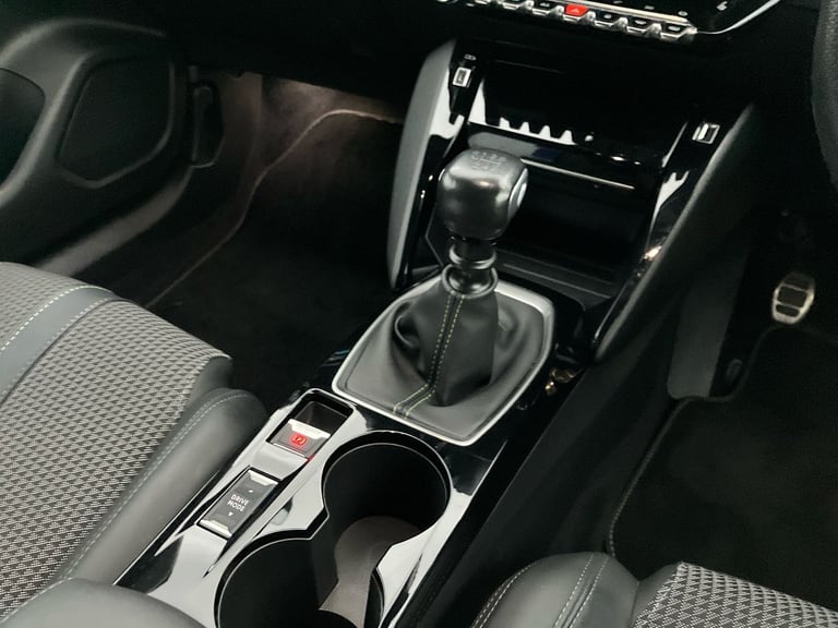 2021 Peugeot 2008 1.2 PureTech 130 GT 5dr Estate Manual