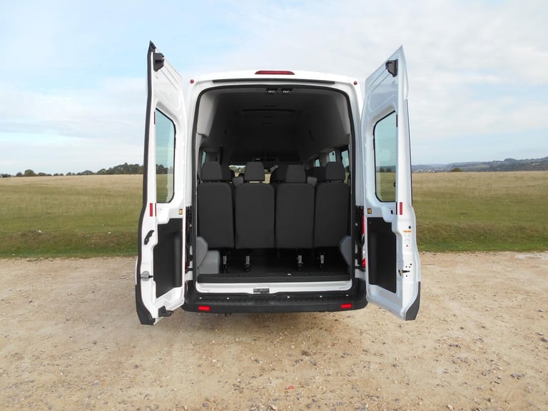 2016 FORD TRANSIT 460 SEVENTEEN SEAT EXTRA LONG WHEEL BASE ( XLWB ) MINIBUS