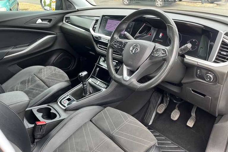 2022 Vauxhall Grandland 1.2 Turbo Ultimate SUV 5dr Petrol Manual Euro 6 (s/s) (130 ps) SUV Petrol...