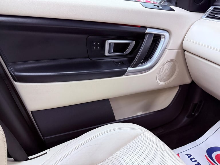 2017 Land Rover Discovery Sport 2.0 TD4 HSE Luxury Auto 4WD Euro 6 (s/s) 5dr ESTATE Diesel Automatic