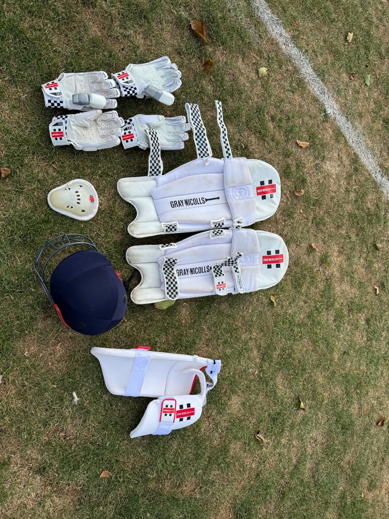 Grey nicolls cricket kit including pro grade bat