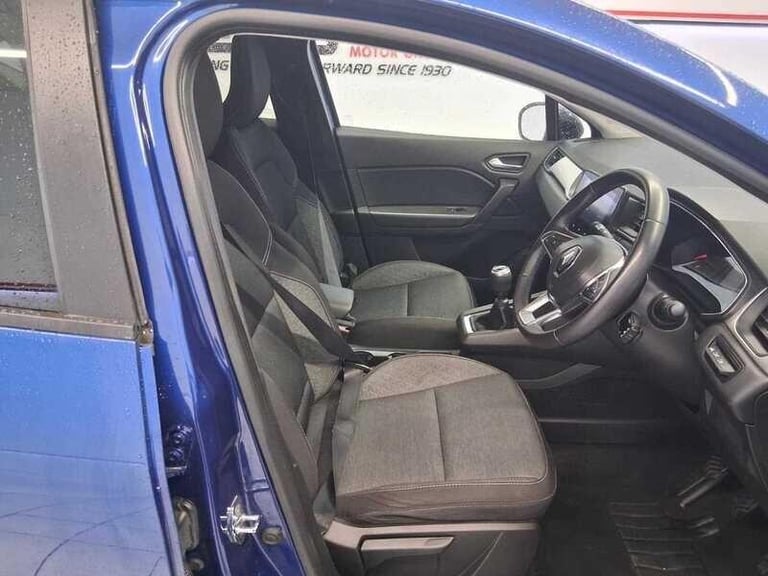 2022 Renault Captur 1.3 TCe Iconic SUV 5dr HATCHBACK Petrol Manual