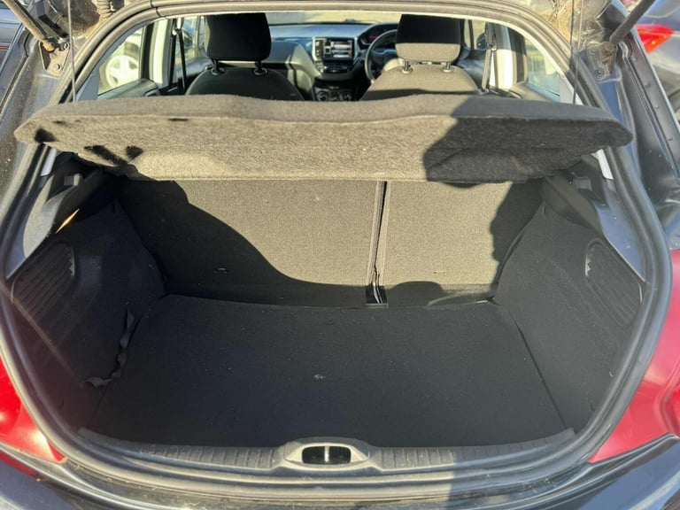 2013 Peugeot 208 1.2 VTi Active 5dr HATCHBACK Petrol Manual