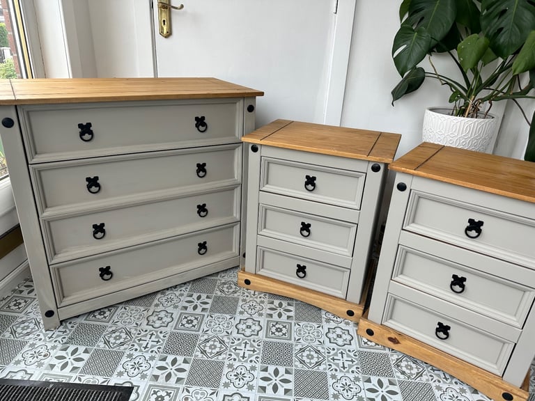 image for Set of 3 corona bedroom drawers